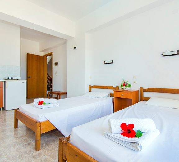 https://content.coraltravel.ro/resize/576x522/media/image/43/21616/636851404574751729.jpg